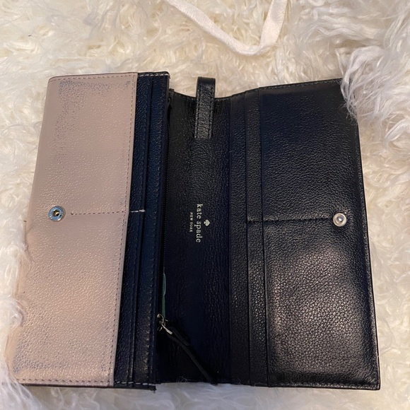 Kate Spade - Picture 2 of 4